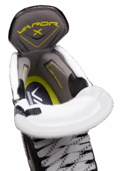 Bauer Vapor 3X Pro Intermediate Roller Skates -Bauer 1060217 RH VAPOR 3X PRO SKATE 0522 clipped